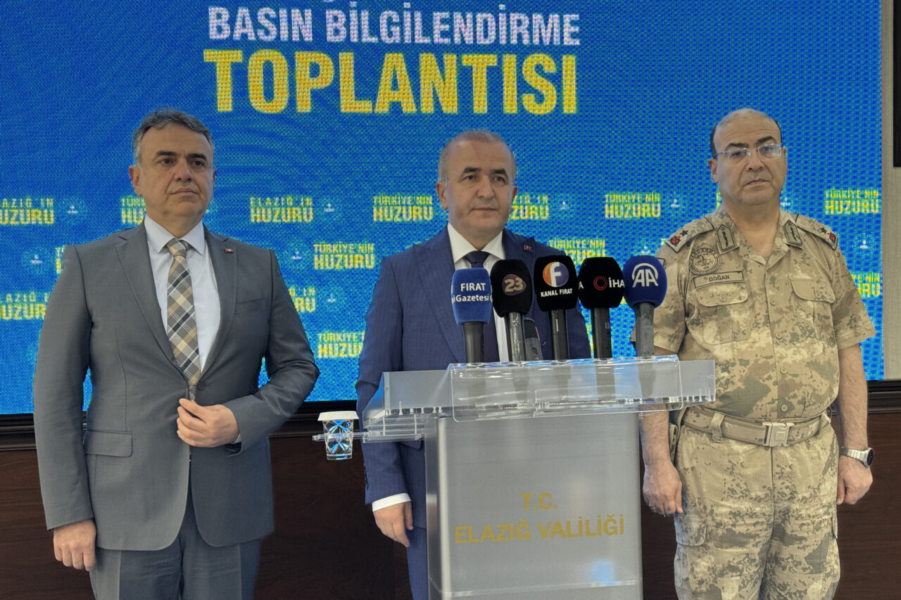 - Vali Numan Hatipoğlu:
- "Uyuşturucu imal ve ticaretiyle mücadele kapsamında,