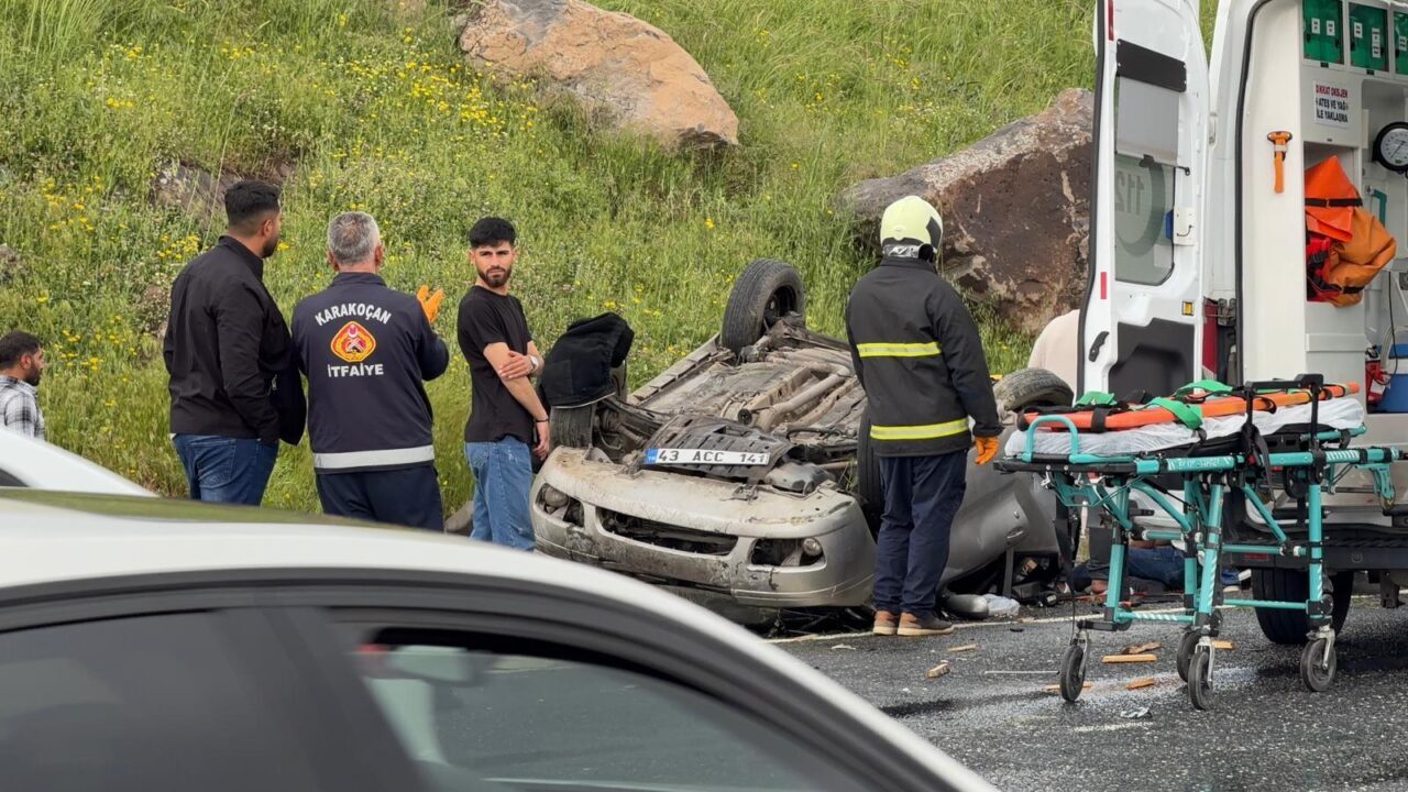 ELAZIĞ (AA) – Elazığ'ın Karakoçan ilçesinde otomobilin devrilmesi sonucu 1