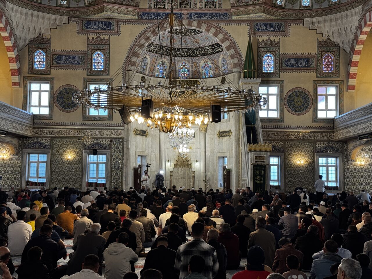 DİYARBAKIR (AA) – Diyarbakır, Siirt, Batman, Mardin ve Elazığ'daki camilerde
