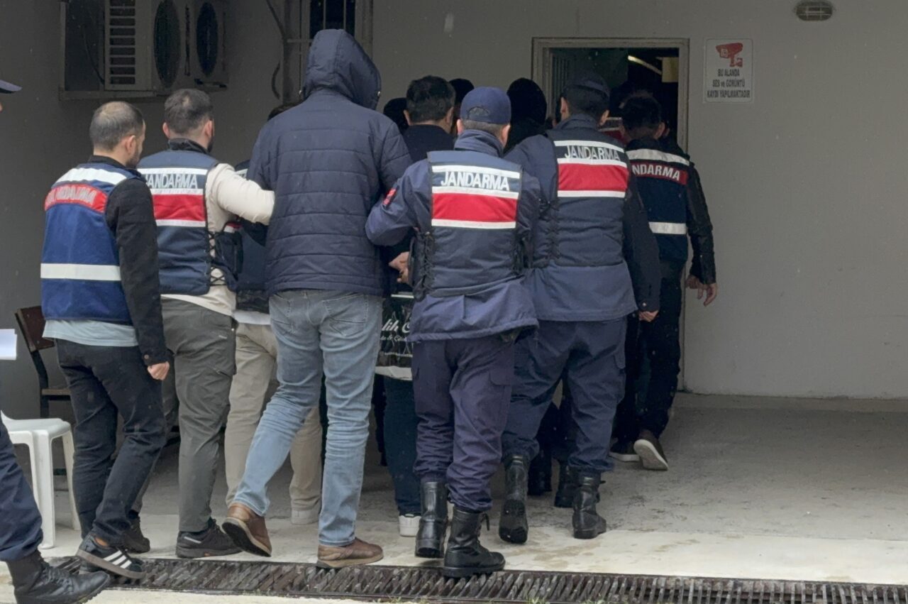 ELAZIĞ (AA) – Elazığ'daki "kamu kurum ve kuruluşlarının zararına nitelikli