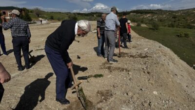 ELAZIĞ (AA) – Elazığ'da boks sporcuları, daha yeşil bir çevre