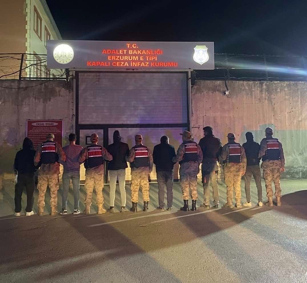 ERZURUM (AA) – Erzurum merkezli 2 ilde jandarma ekiplerince düzenlenen