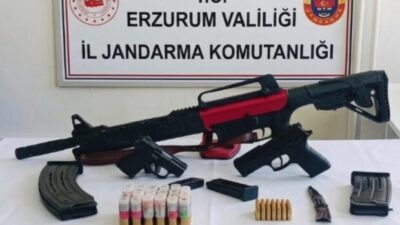 ERZURUM (AA) – Erzurum'un Aziziye ilçesinde tartıştığı oğlunu bıçakla yaralayan