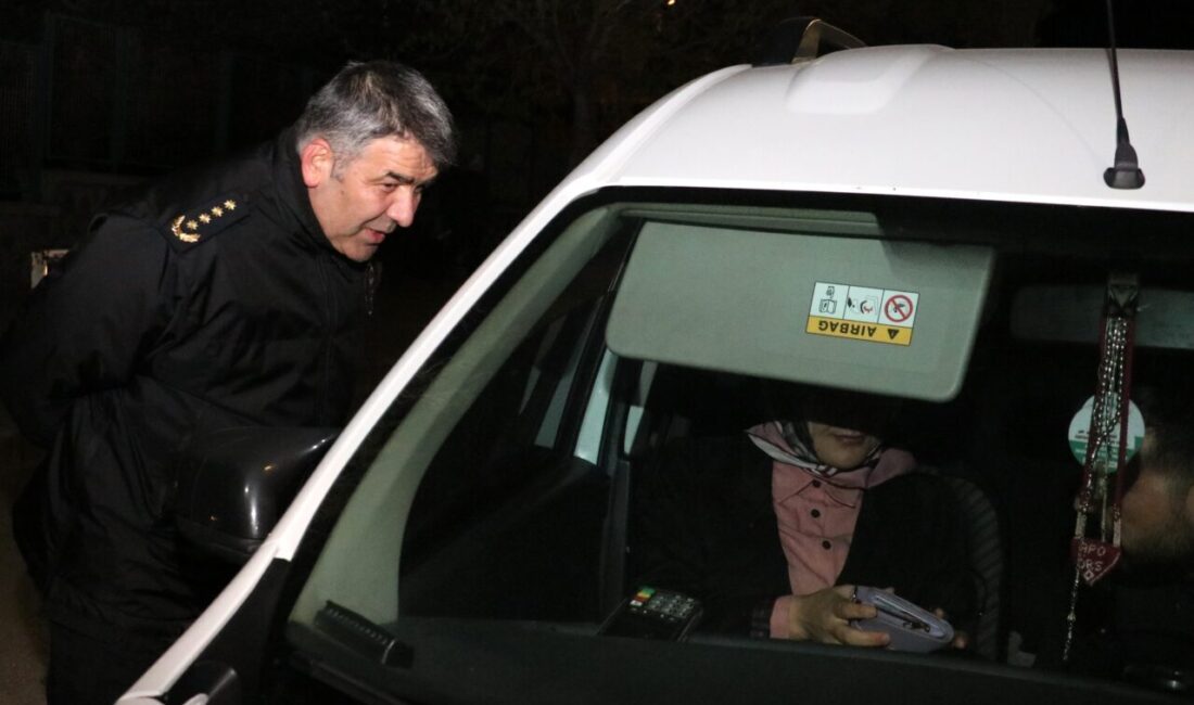 - Emniyet Müdürü Onur Karaburun:
- "Hiçbir canımızın yolda sıkıntıya düşmemesi