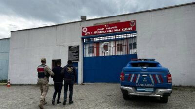 ERZURUM (AA) – Erzurum'un Yakutiye ve Oltu ilçelerinde, uyuşturucu suçundan