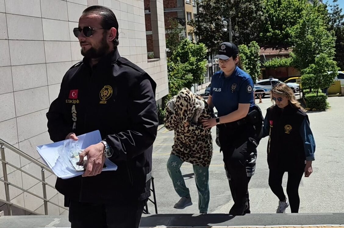 - Olay anı güvenlik kamerasınca kaydedildi