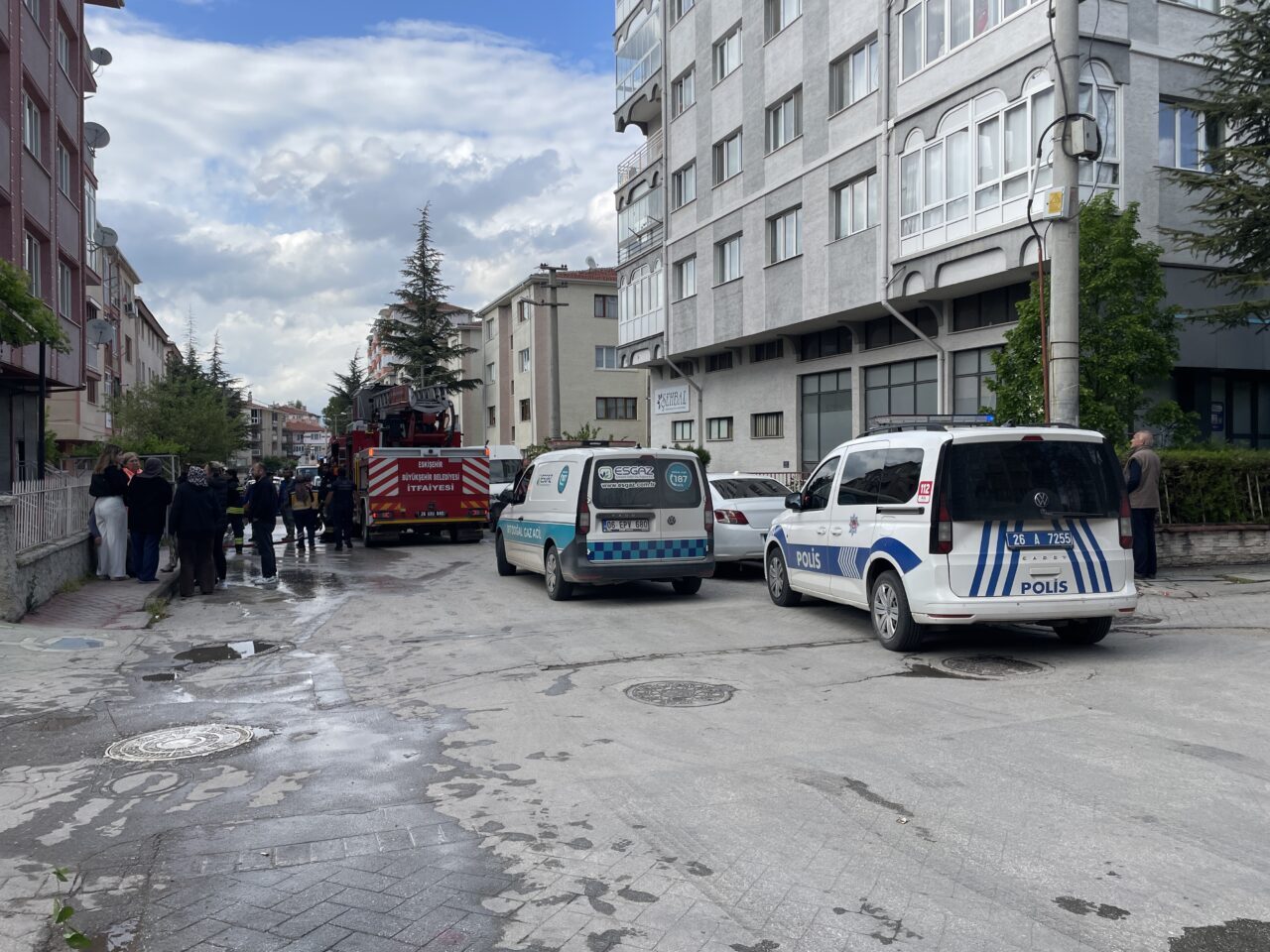 ESKİŞEHİR (AA) – Eskişehir'in Odunpazarı ilçesinde evde çıkan yangında bir
