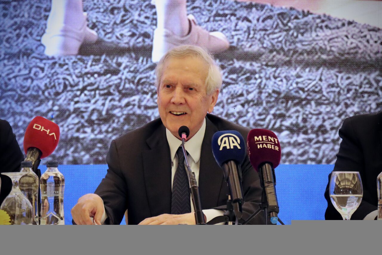 - "Benim size söyleyeceğim en önemli şey, biz şampiyon olacağız