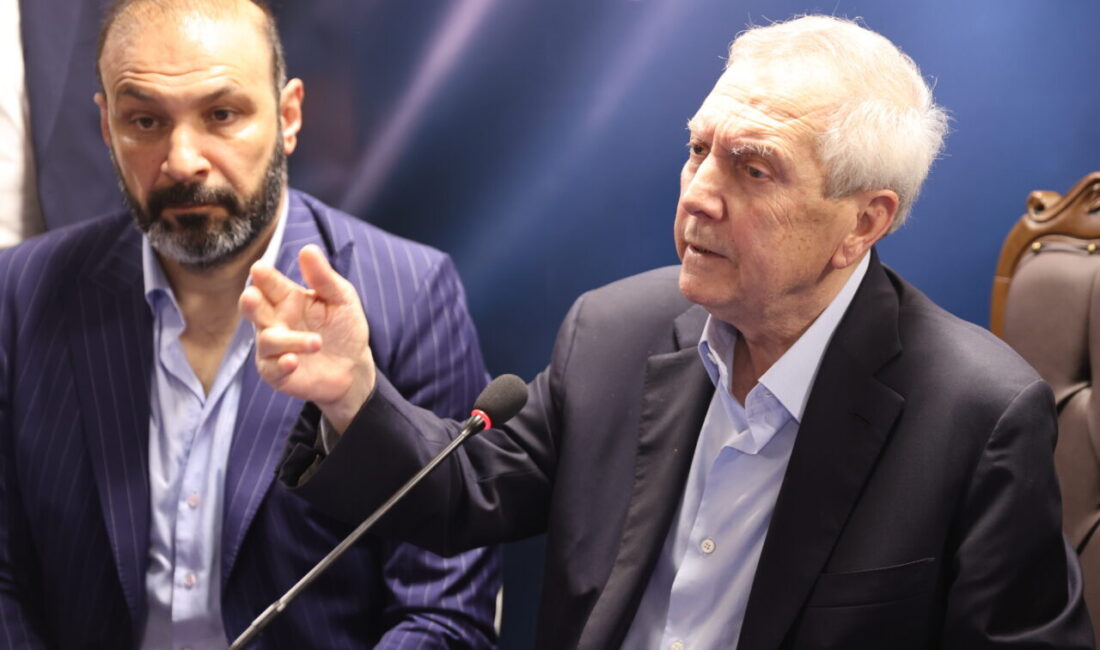 - "Fenerbahçe'nin bu gidişatını, 12 seneyi durdurmak için geliyorum. Ben