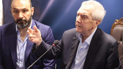 - "Fenerbahçe'nin bu gidişatını, 12 seneyi durdurmak için geliyorum. Ben
