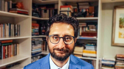 - Ankara Sosyal Bilimler Üniversitesinden Doç. Dr. Mürsel Bayram,
- "Kenya'da