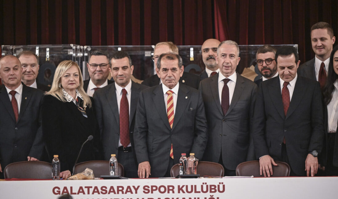 - Özbek, tek aday olarak girdiği seçimde kullanılan 2 bin