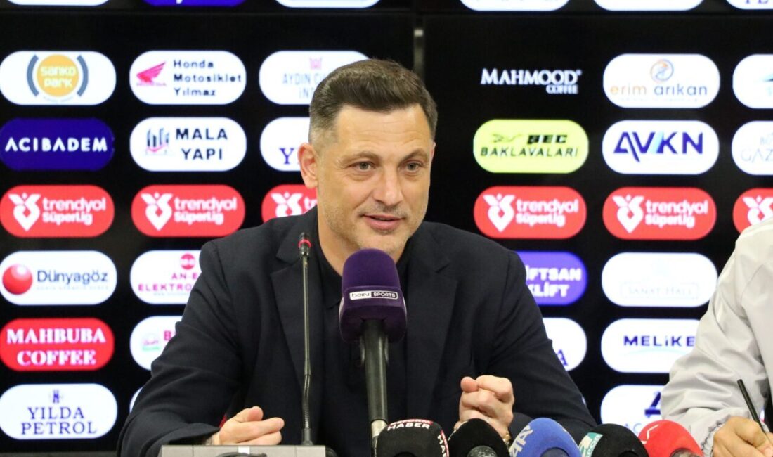 - Beşiktaş Teknik Direktörü Sergen Yalçın:
"Bugün 3 puan almak bizim