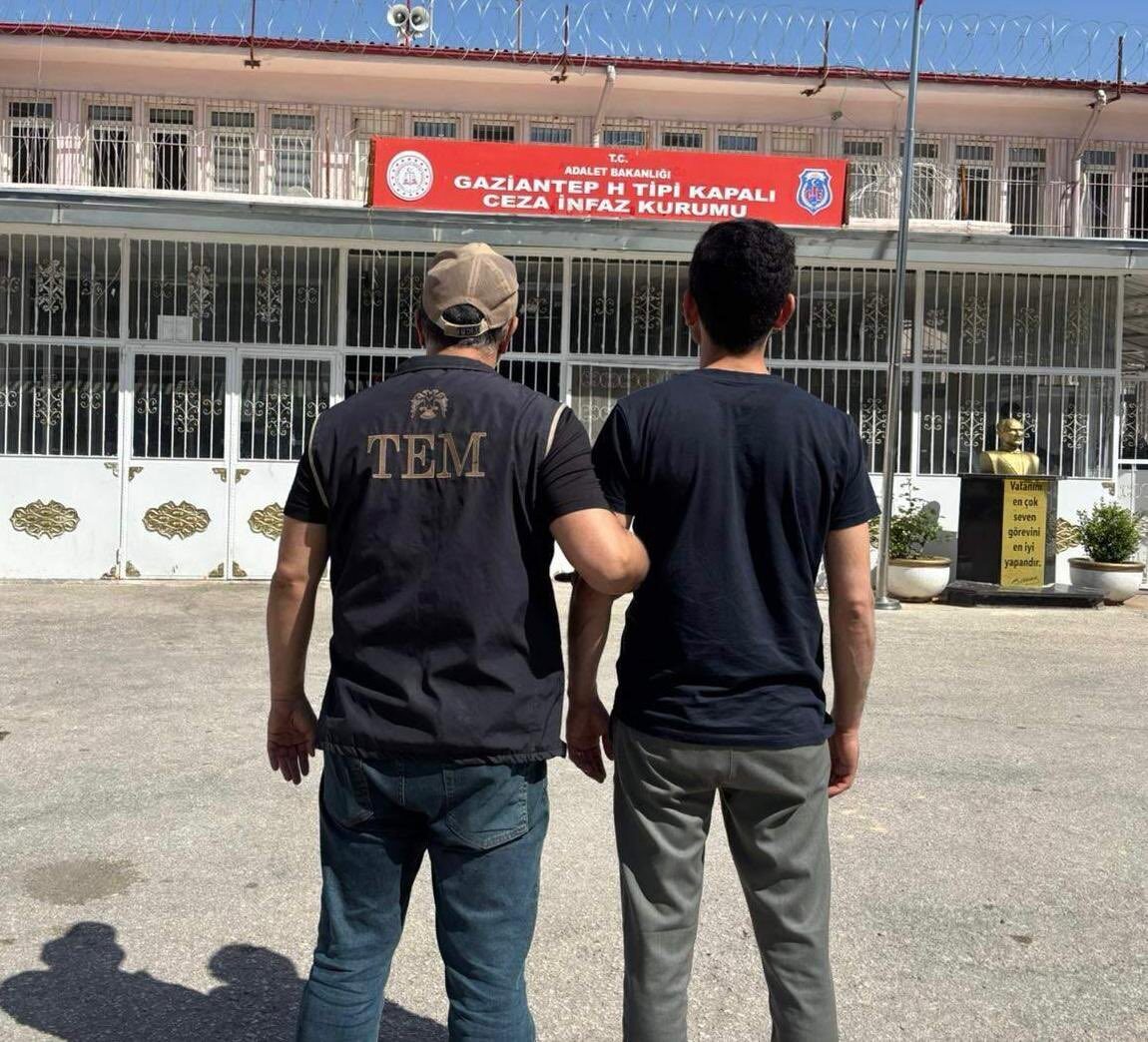GAZİANTEP (AA) – Gaziantep'te Fetullahçı Terör Örgütü (FETÖ) üyeliğinden 6
