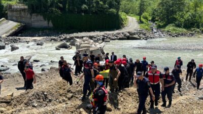 GİRESUN (AA) – Giresun'un Yağlıdere ilçesinde 5 gün önce derede