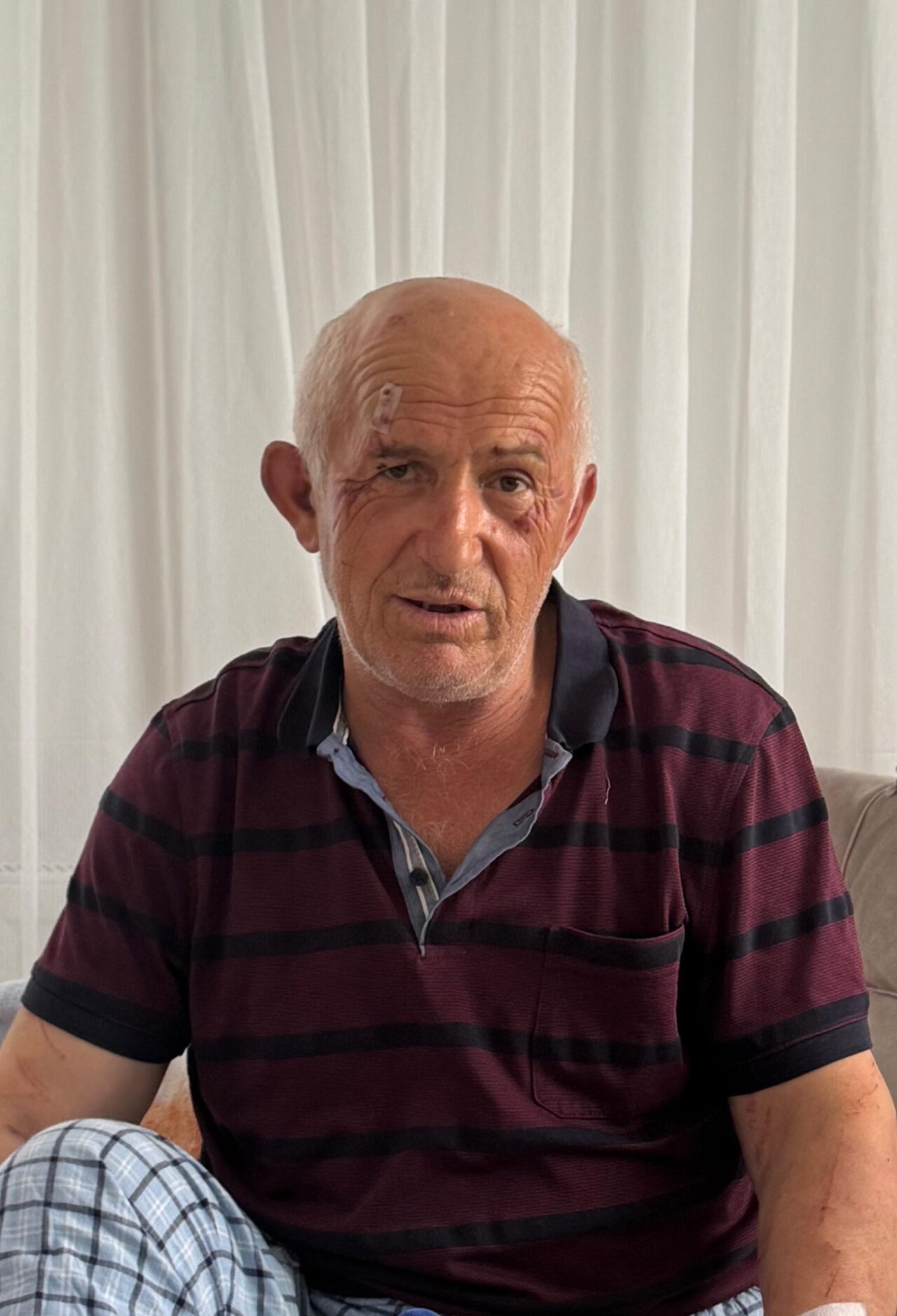 - Güce ilçesindeki kazada yaralanan kamyonetteki 2 kişi, tedavilerinin ardından