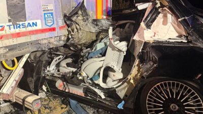 GİRESUN (AA) – Giresun'un Tirebolu ilçesinde tıra çarpan otomobilin sürücüsü