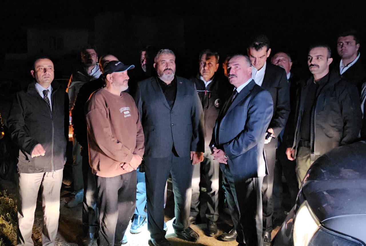 - Çorum Valisi Ali Çalgan:
- "Özellikle Oyaca köyümüzde hasar ne