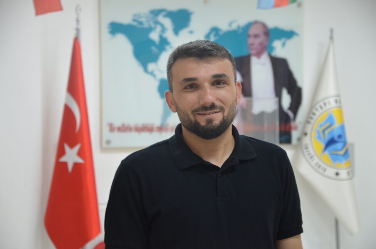 - Müdür Yardımcısı Abdullah Akgüneş:
- "Benim yerimde kim olsa aynısını