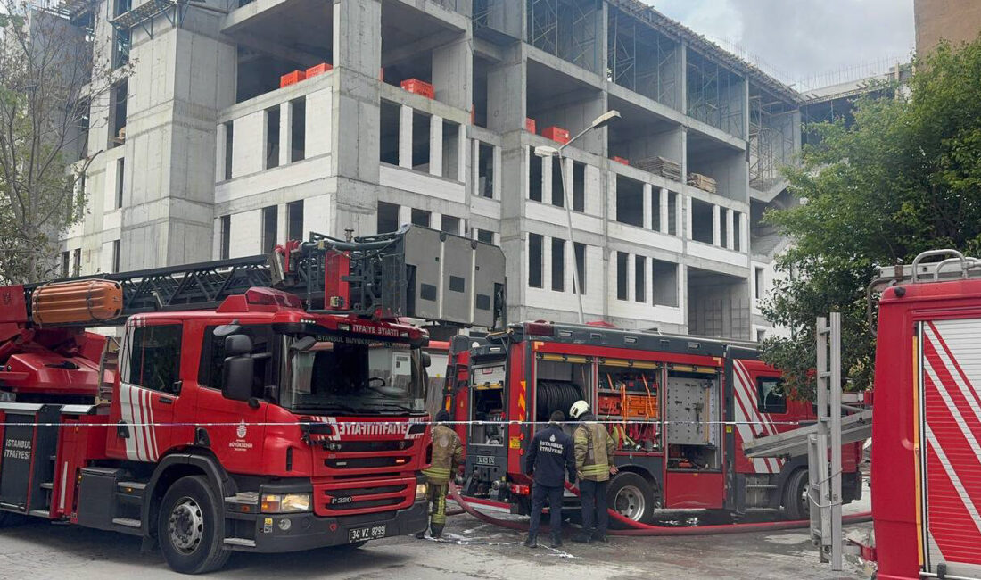 İSTANBUL (AA) – Güngören'de, bir okul inşaatında işçilerin kaldığı 2