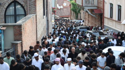 TİFLİS (AA) – Gürcistan'ın başkenti Tiflis'teki Cuma Camisi'nde Kurban Bayramı