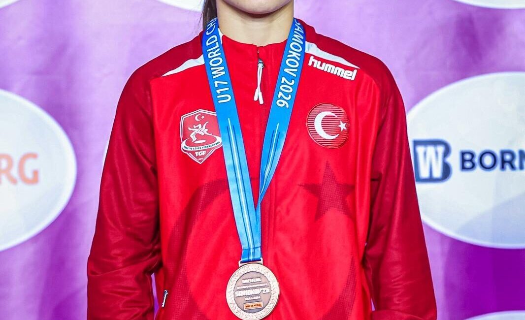 - Milli kadın güreşçi Şirin Askara, bronz madalya kazandı