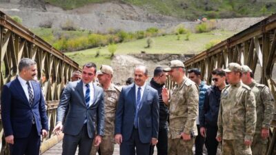HAKKARİ (AA) – Hakkari Valisi ve Belediye Başkan Vekili İbrahim