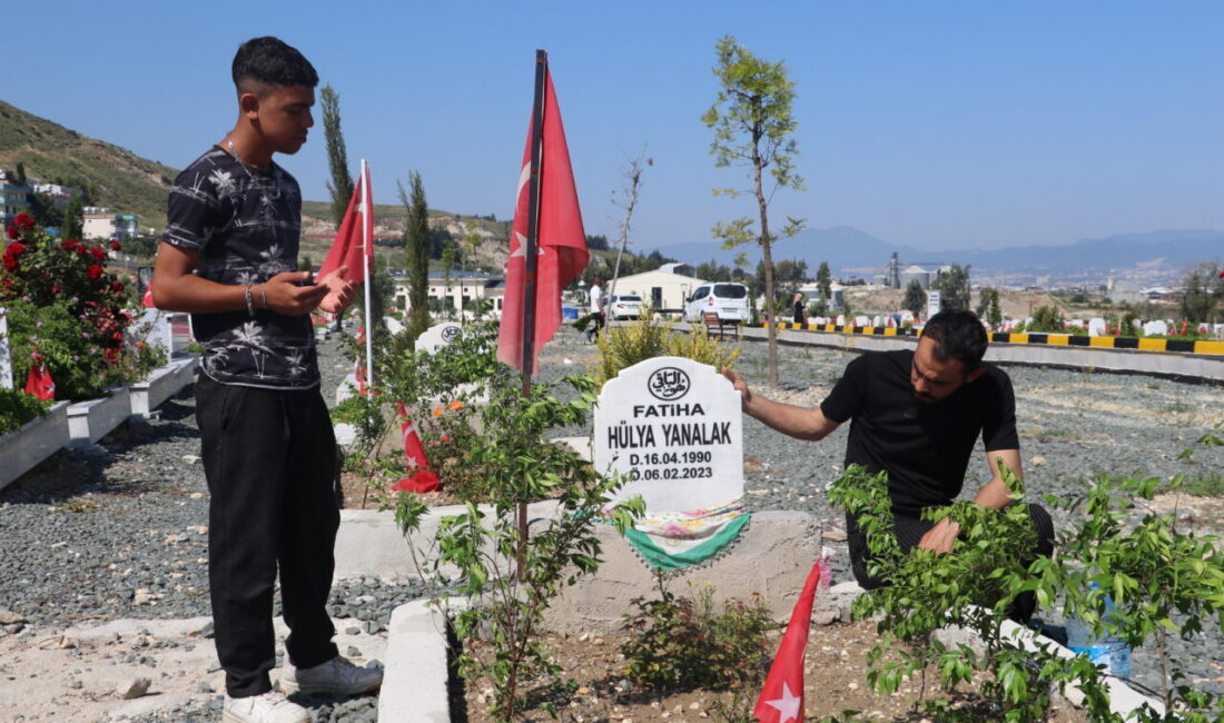 HATAY (AA) – Hatay'da 6 Şubat 2023'teki depremlerde yakınlarını kaybedenler,