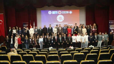 HATAY (AA) – Hatay'da 7 üniversitenin katılımıyla düzenlenen "Doğru Bilginin
