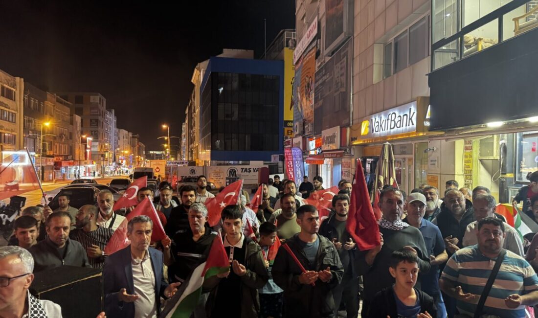 HATAY (AA) – Hatay'ın Dörtyol ilçesinde, İsrail'in Gazze'ye insani yardım