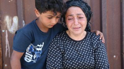 HATAY (AA) – Hatay'ın merkez Antakya ilçesinde sağanağın etkisiyle çöken
