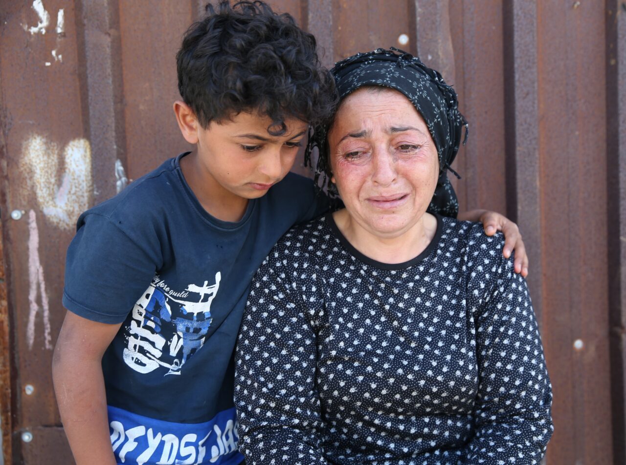 HATAY (AA) – Hatay'ın merkez Antakya ilçesinde sağanağın etkisiyle çöken