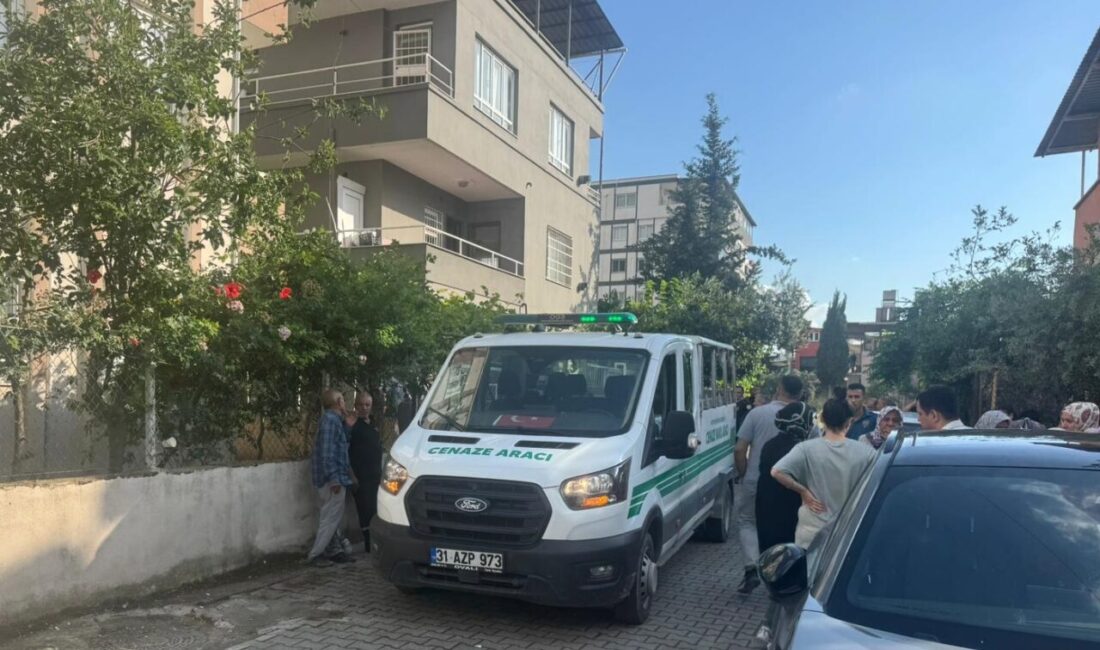 HATAY (AA) – Hatay'ın İskenderun ilçesinde eşi tarafından tüfekle vurulan