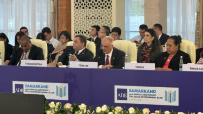- "AKB'yi üst orta gelir grubundaki ülkeler için yeni bir