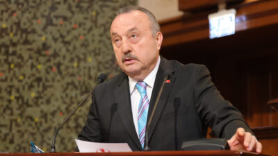 - BBP Grup Başkanvekili Dursun Çağlayan:
- "Şu anda Taksim Meydanı'nda