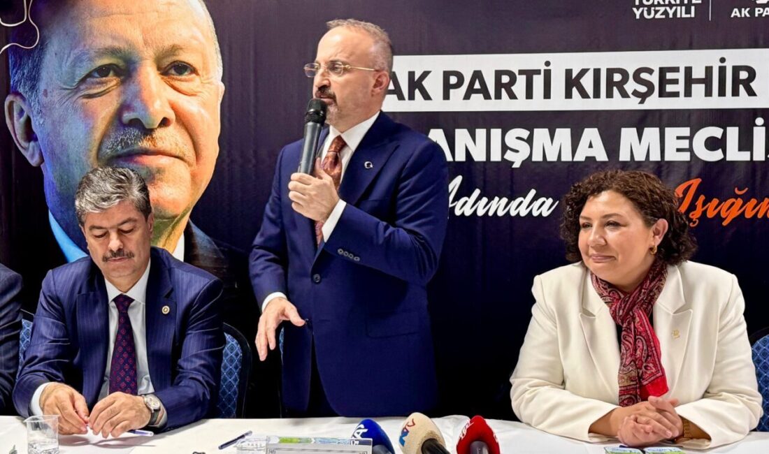- "Utanmadan, sıkılmadan sözüm ona tecrübeli dedikleri, akil adam dedikleri