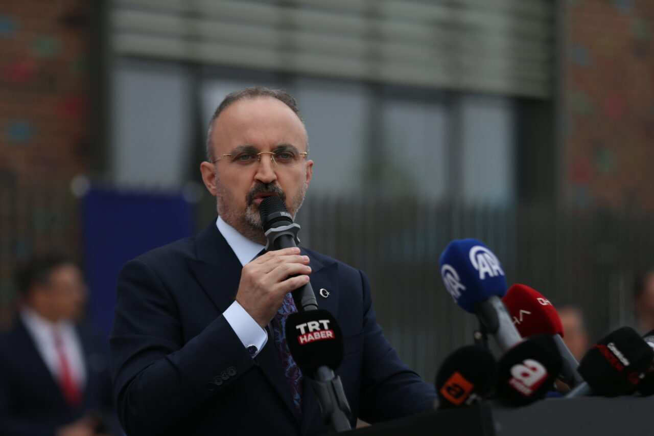 - "Dünyanın gelecekteki en büyük krizlerinden bir tanesi genç yaşta