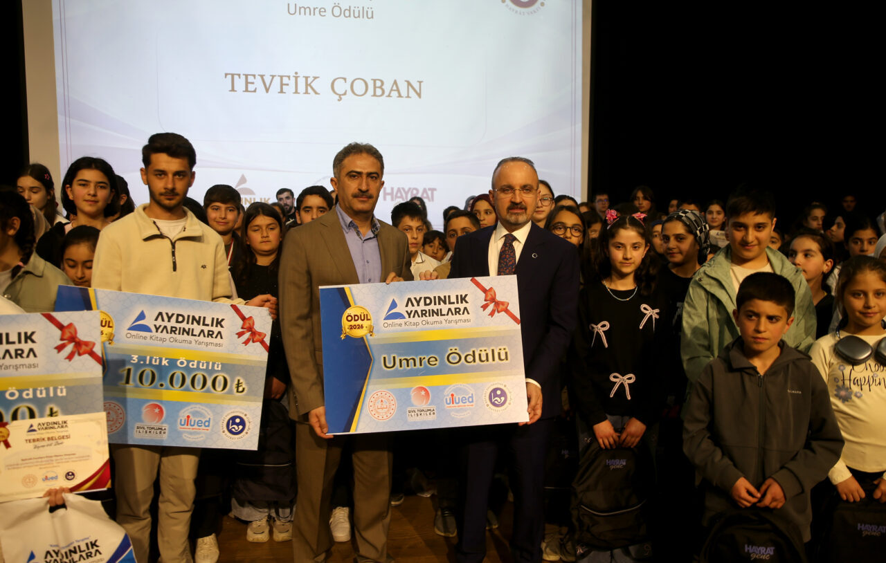 - "(Terörsüz Türkiye) Türkiye'nin 40 yıldan beri kanayan bu yarasını