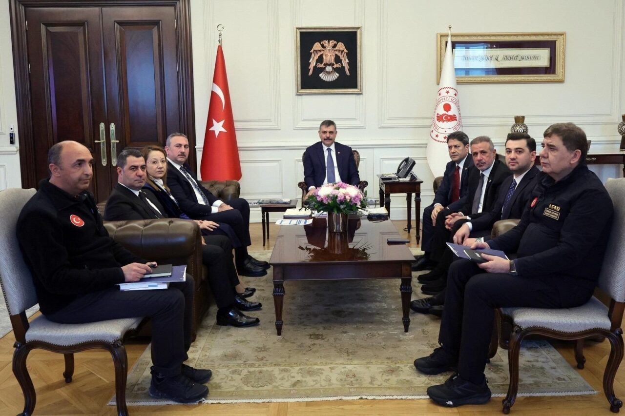 ANKARA (AA) – İçişleri Bakanı Mustafa Çiftçi, AK Parti Grup