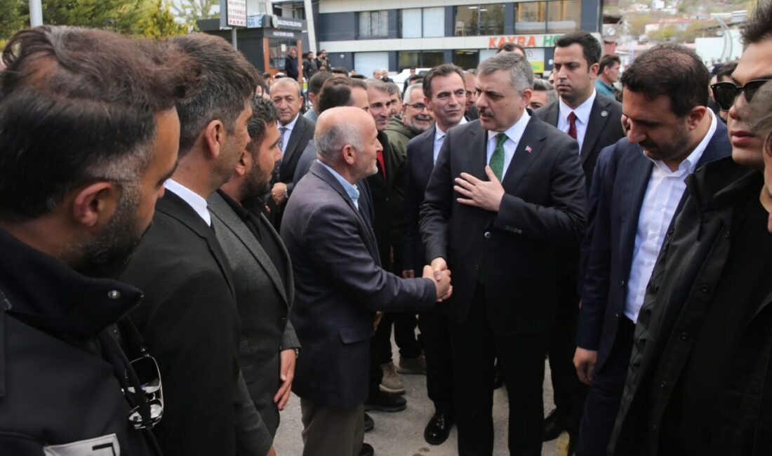 BİTLİS (AA) – İçişleri Bakanı Mustafa Çiftçi, Bitlis'in Adilcevaz ilçesinde