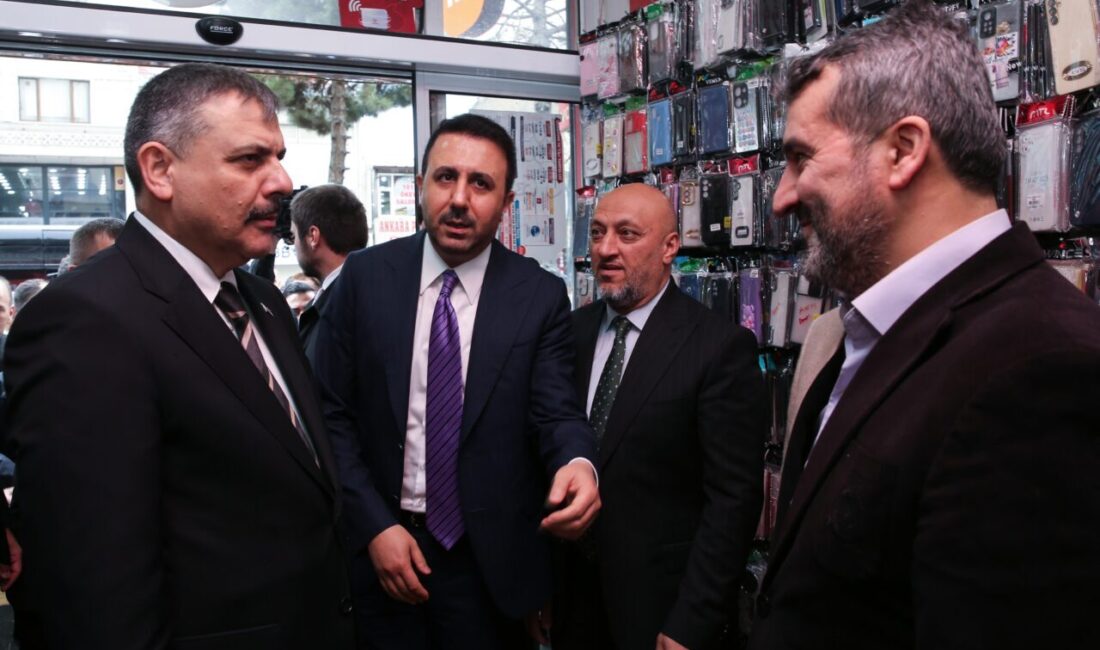 BİTLİS (AA) – İçişleri Bakanı Mustafa Çiftçi, Bitlis'te ziyaretlerde bulundu,