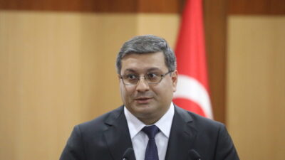 - Nahçıvan Özerk Cumhuriyeti Ekonomi Bakanı Kazım Hüseyneliyev:
- "Türkiye'nin Türk