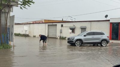 IĞDIR (AA) – Iğdır'da sağanak sonrasında meydana gelen sel nedeniyle