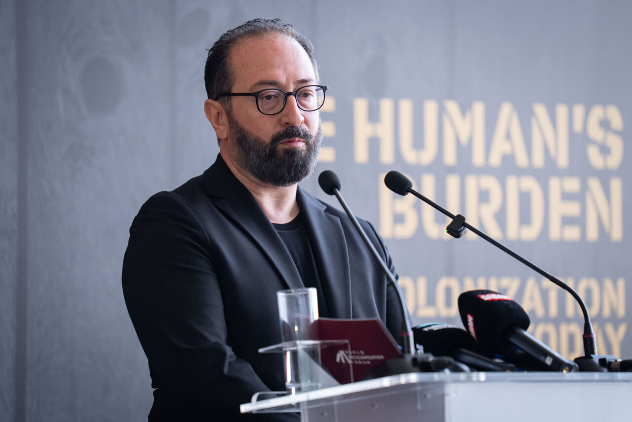 - Enstitü Sosyal Genel Koordinatörü Dr. İpek Coşkun Armağan:
- "Sömürgecilik,