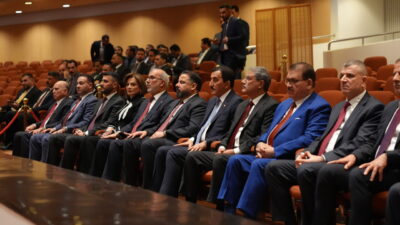BAĞDAT (AA) – Irak Meclisi'nde, hükümeti kurmakla görevlendirilen Başbakan Ali