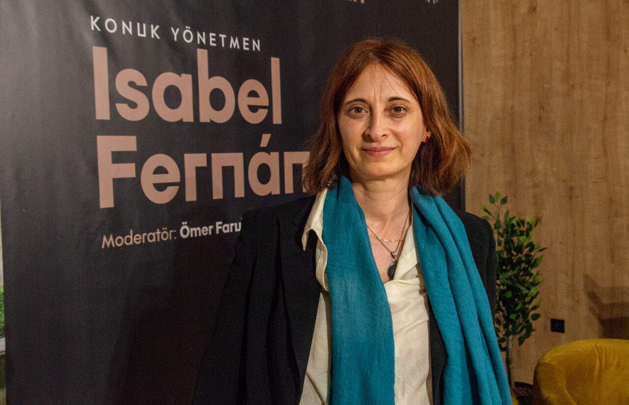 - "Filmin, hayalimin ötesinde bir büyüsü oluştu ve bu büyü,
