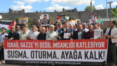 DİYARBAKIR (AA) – İsrail'in, Gazze'ye insani yardım götüren Küresel Sumud