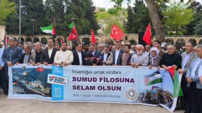 KAHRAMANMARAŞ (AA) – Kahramanmaraş, Şanlıurfa, Kilis'te vatandaşlar, İsrail'in Gazze'ye insani