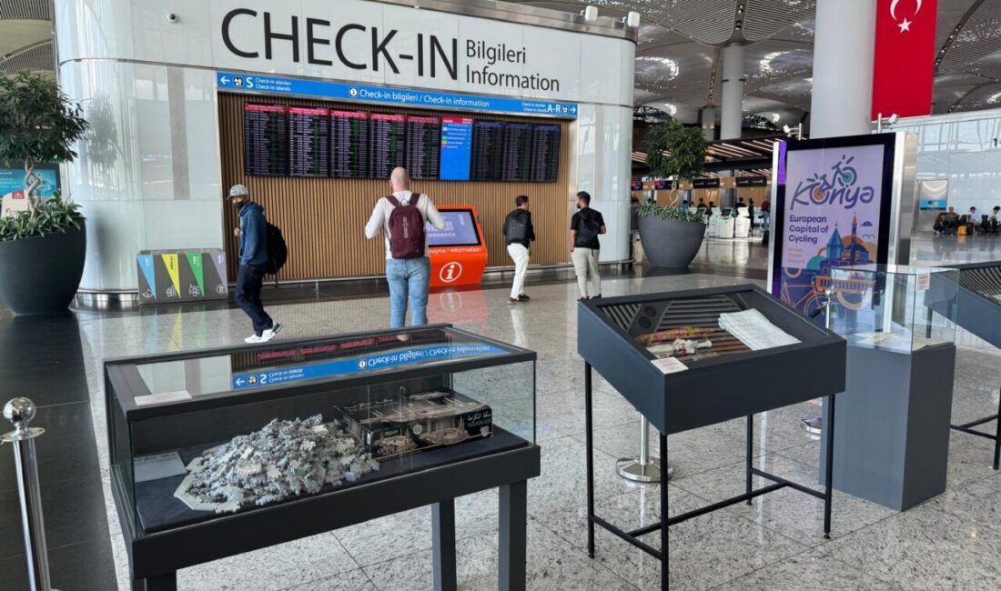 İSTANBUL (AA) – Kutsal hac yolculuğuna ait belge, eşya ve