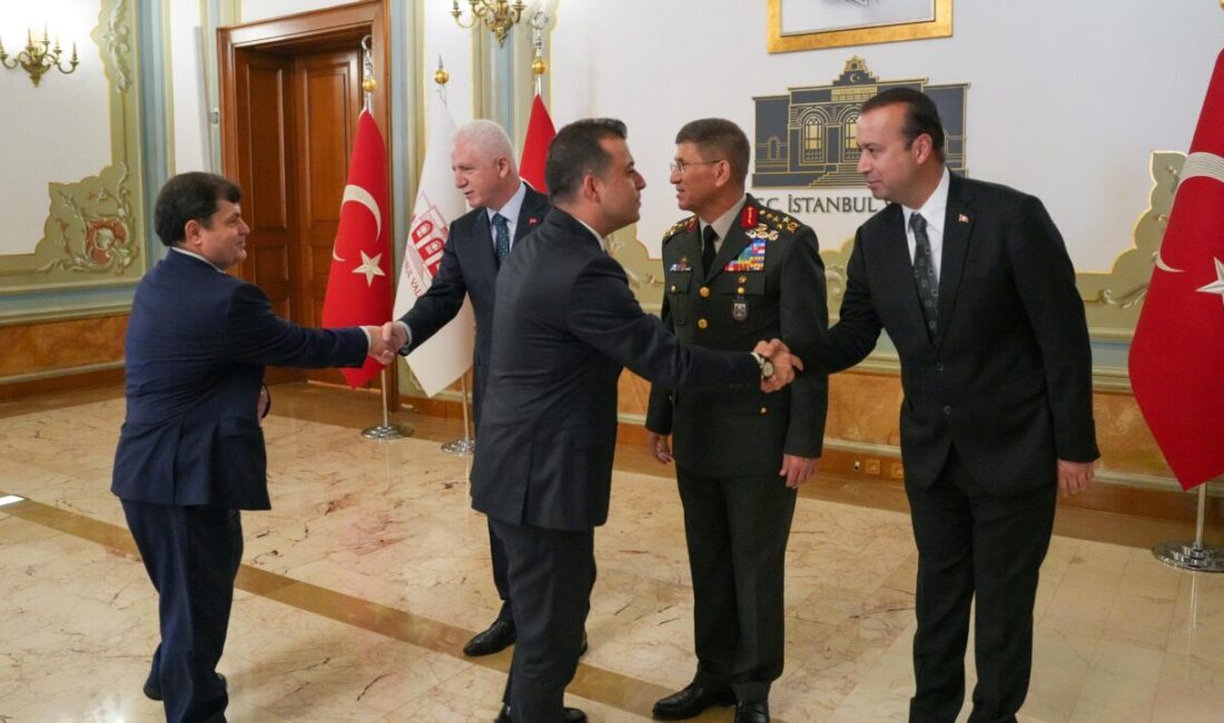 İSTANBUL (AA) – İstanbul Valiliği'nde, Kurban Bayramı dolayısıyla bayramlaşma programı